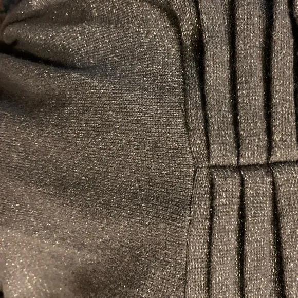 Cardigan - Picture 7 of 10